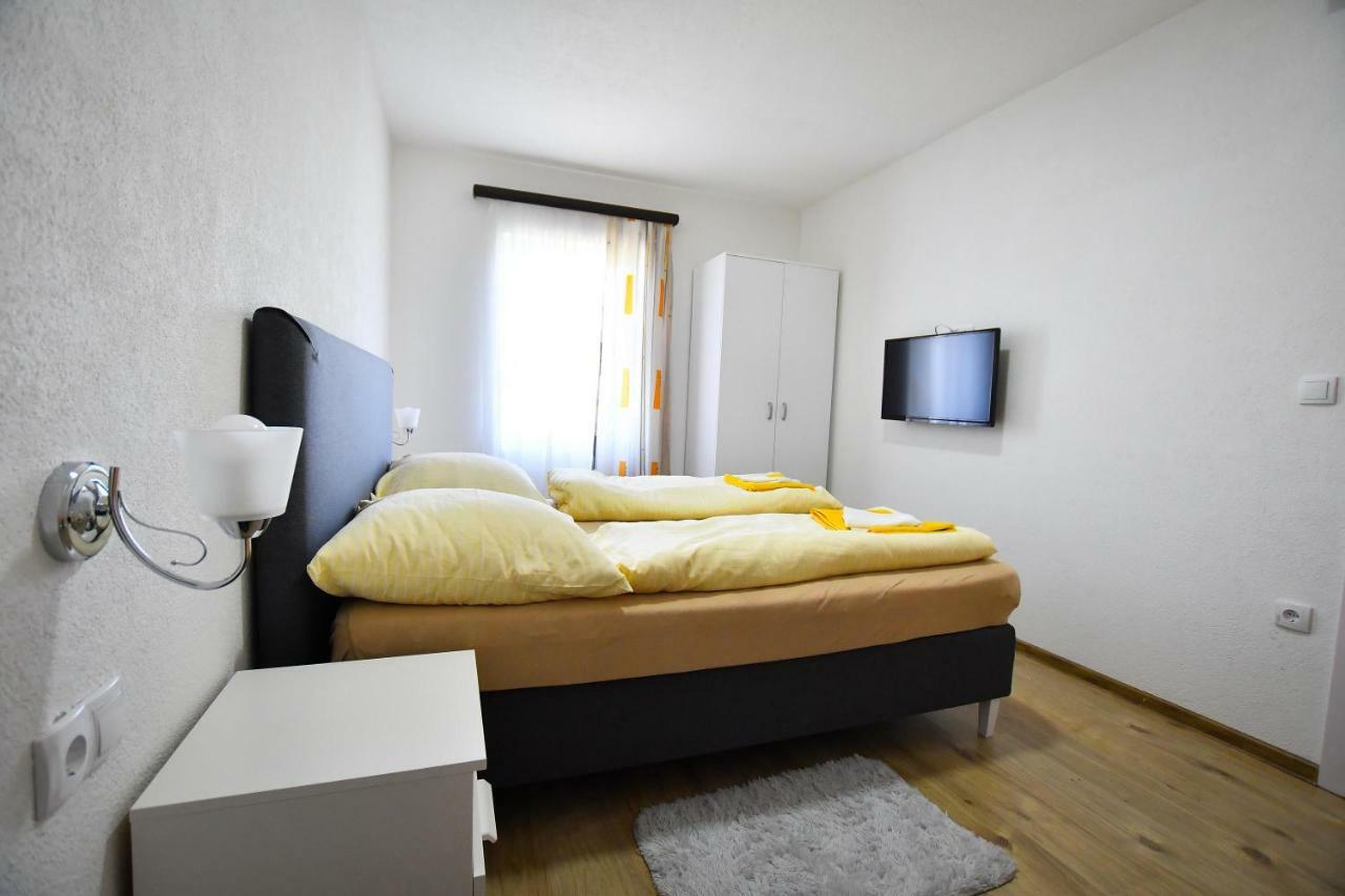 Vulsa Apartmani Кладово Экстерьер фото