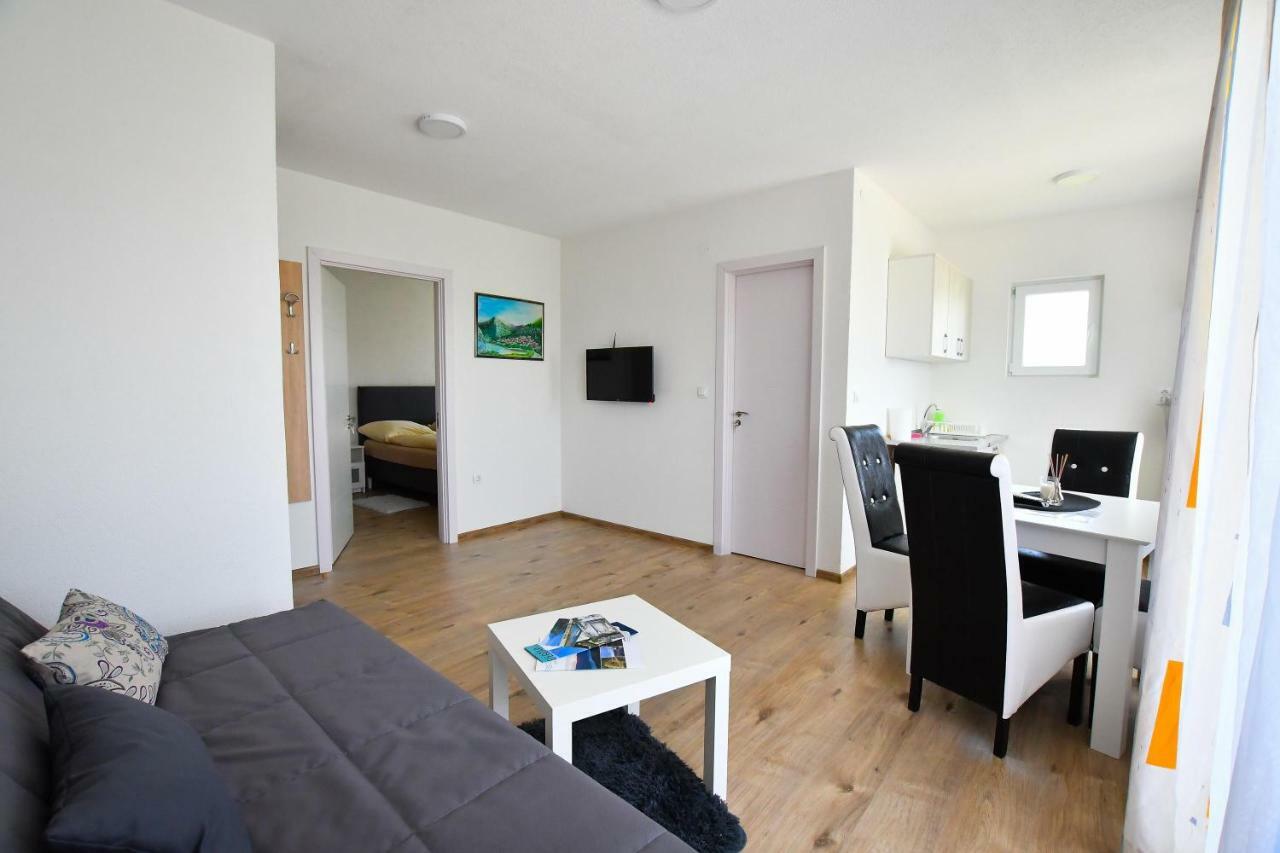 Vulsa Apartmani Кладово Экстерьер фото