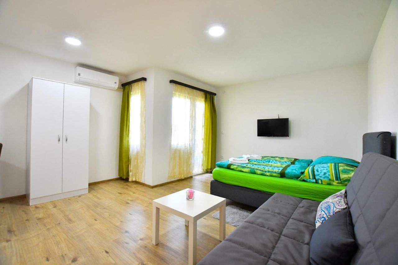 Vulsa Apartmani Кладово Экстерьер фото